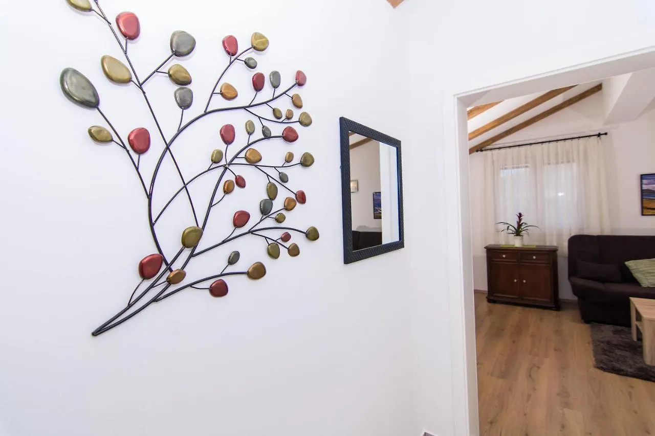 Apartman Misura Trogir 0*,