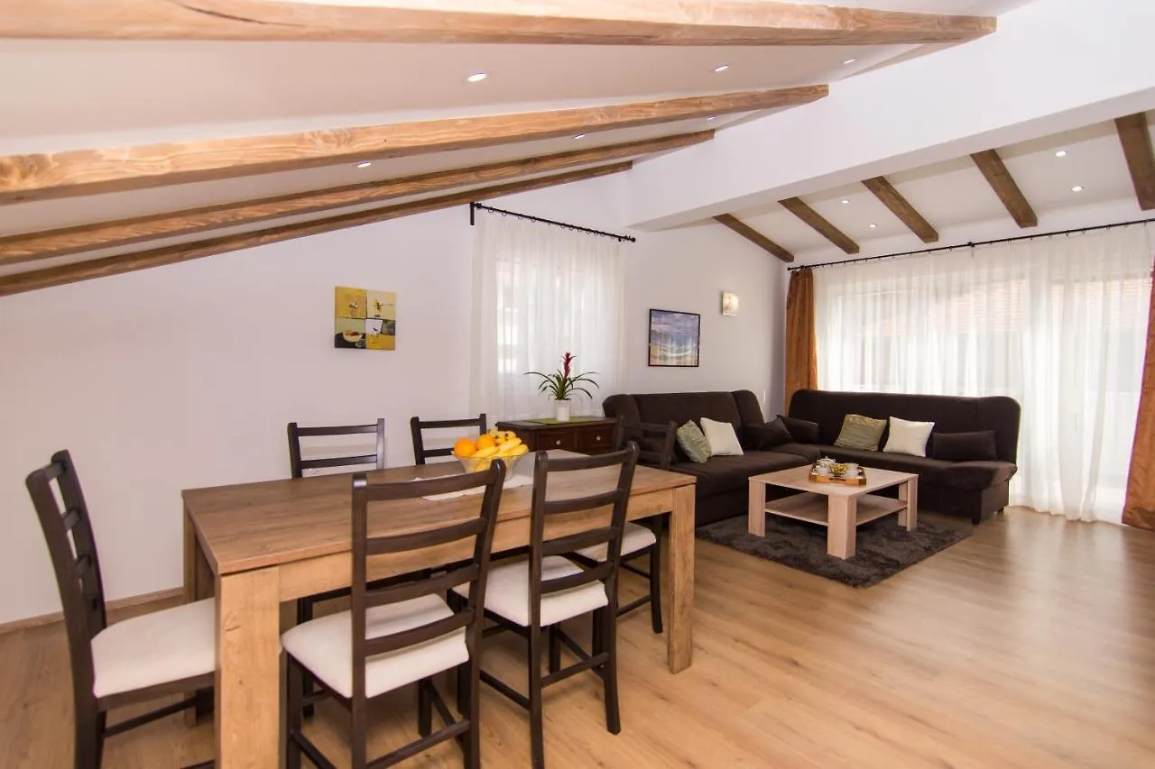 Apartman Misura Trogir Chorwacja
