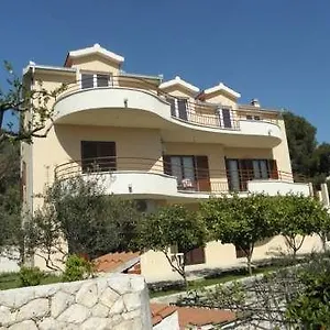 Apartmani Ferdi Trogir